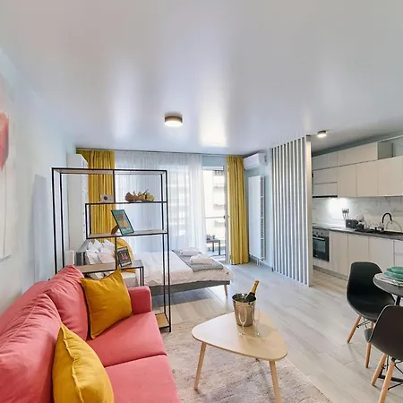 Flow In Nord10 By Alezzi- Pool N Playground Apartment