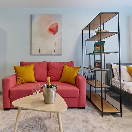 Flow In Nord10 By Alezzi- Pool N Playground Mamaia