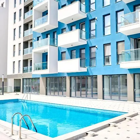 Flow In Nord10 By Alezzi- Pool N Playground Mamaia