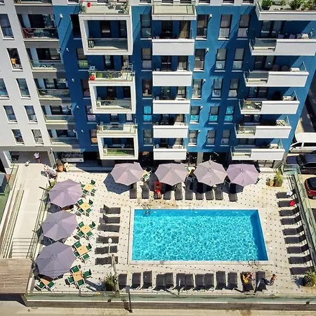 Flow In Nord10 By Alezzi- Pool N Playground Apartment Mamaia
