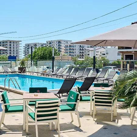 Flow In Nord10 By Alezzi - Pool N Playground Apartament *