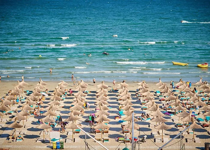 Flow In Nord10 By Alezzi- Pool N Playground Mamaia