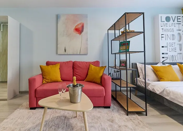 Flow In Nord10 By Alezzi- Pool N Playground Mamaia