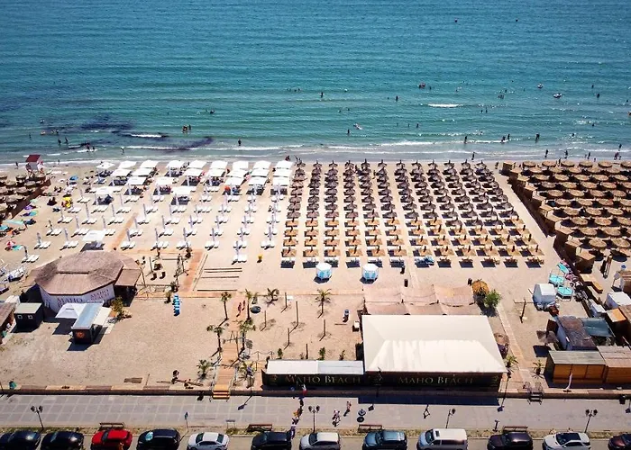 Daire Flow In Nord10 By Alezzi- Pool N Playground Mamaia